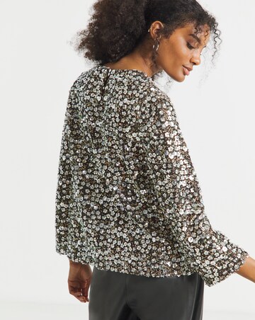 Joanna Hope Long Sleeve Beaded Top