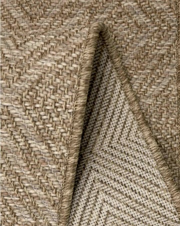 Indoor and Outdoor Natural Finish Diamonds Rug