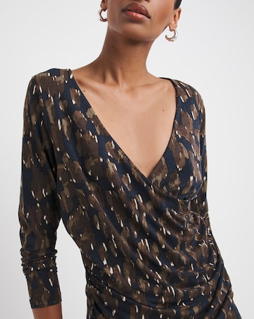 Print Ruched Sides V Neck Long Sleeve Top