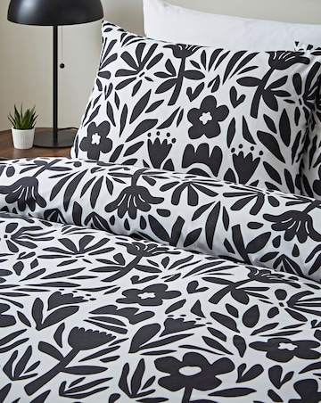 Mono Floral Print Duvet Set