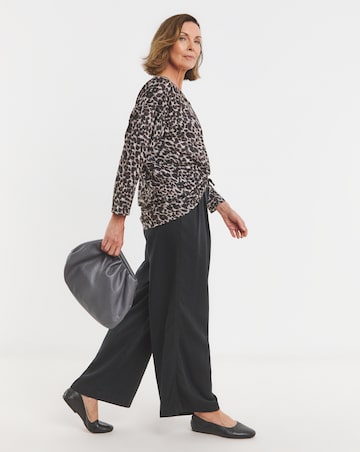 Animal V Neck Soft Touch Longline Top