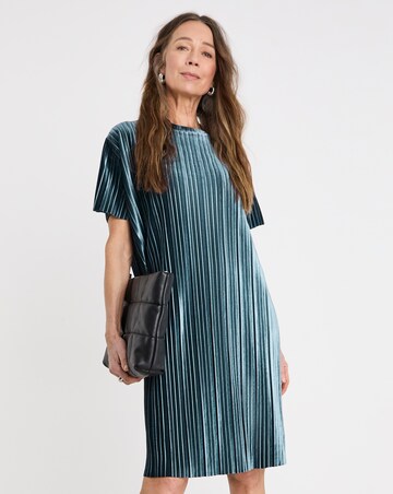 Short Sleeve Pleated Velvet T-Shirt Dress