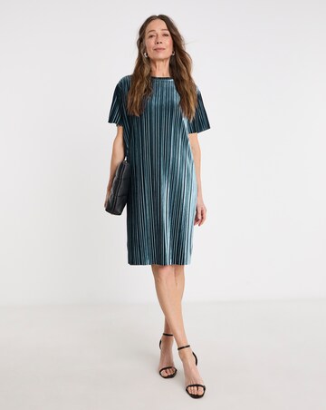 Short Sleeve Pleated Velvet T-Shirt Dress