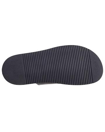 Base London Maven Slider
