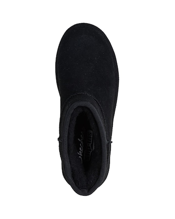 Skechers Keep Cozy Boots
