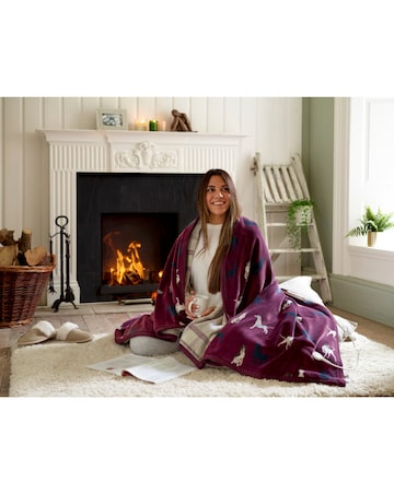 Hounds Printed Fleece Heated Throw 140x180cm