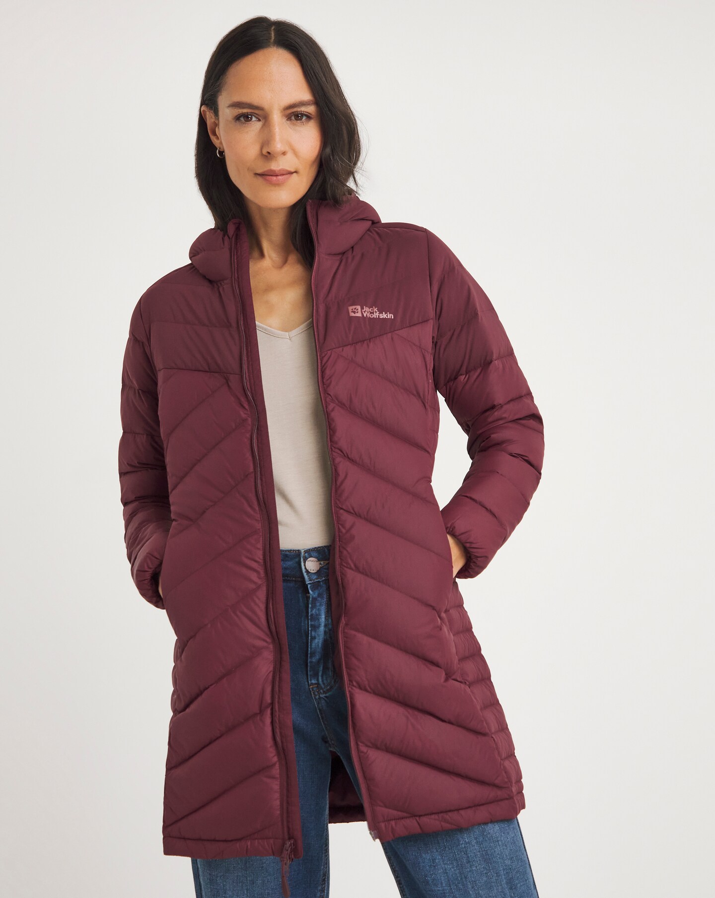 Jack Wolfskin Tundra Down Hooded Coat | Premier Man