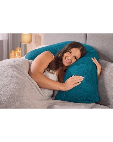 Huggleland Fluffy Fleece Teddy V Pillow