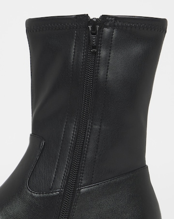 Rosalie Chunky Anle Boots - Wide Fit (E)