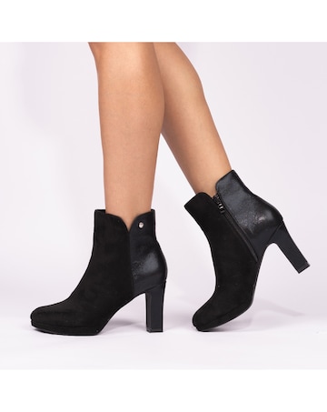 Paradox London Astrid Platform Boots